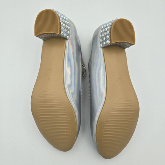 Badgley Mischka Girls Holographic Mary Jane Dress Heels, Siver, Big Grils 4 - Picture 13 of 16
